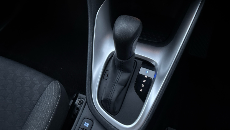 Toyota Yaris 1.5 Hybrid Icon 5dr CVT Hybrid Hatchback